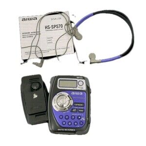 AIWA HS-SP570 Cross Trainer AM/FM Radio Stereo Cassette Player Tested Headphones